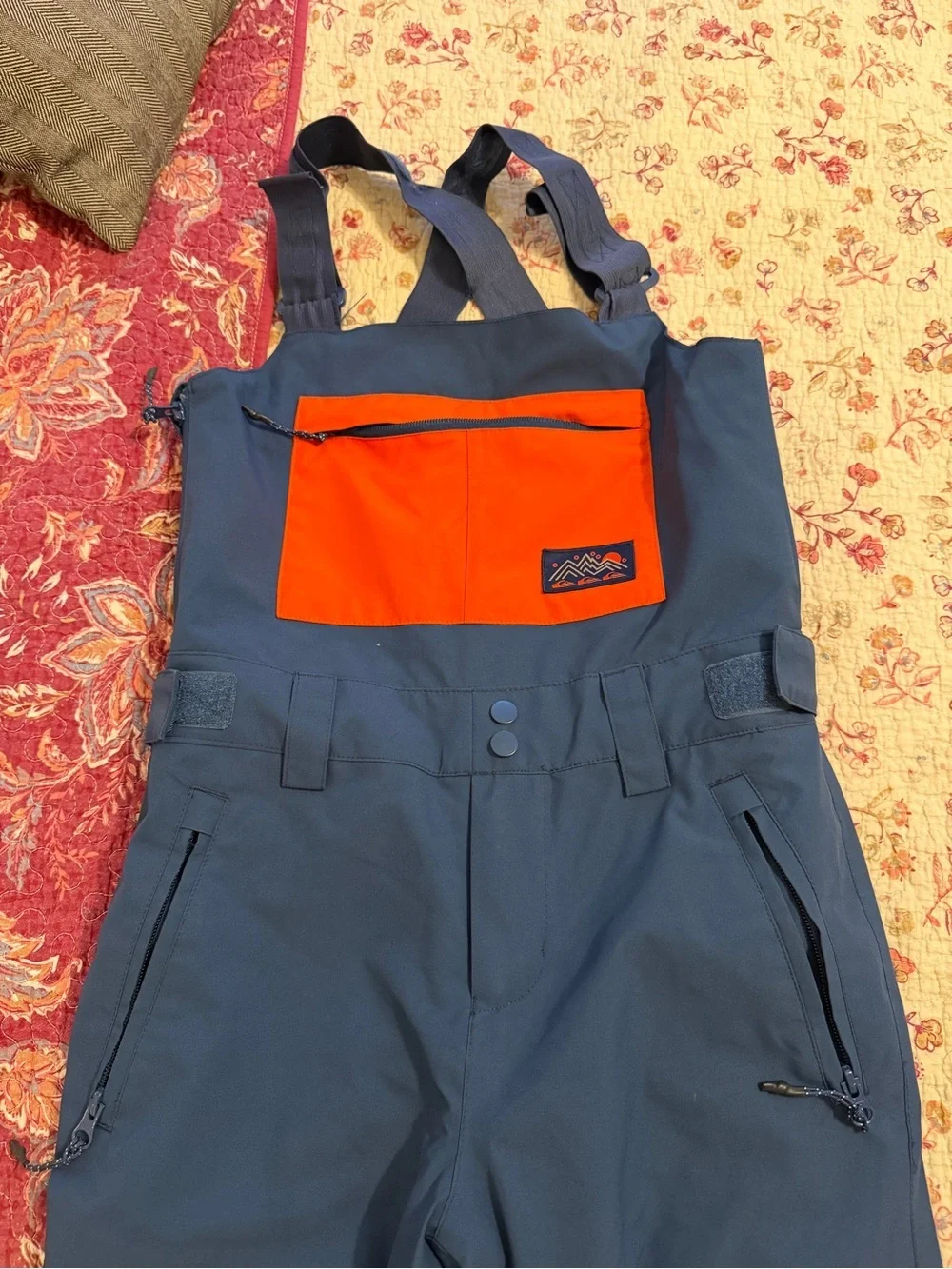 Boys Quiksilver Navy ski suit size 12